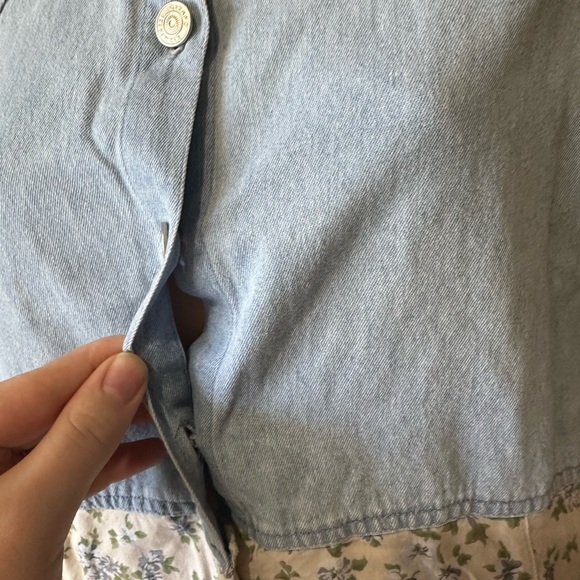 Gitano Light Blue Denim and Floral Button Up Shorts Romper with Pockets - Picture 5 of 11